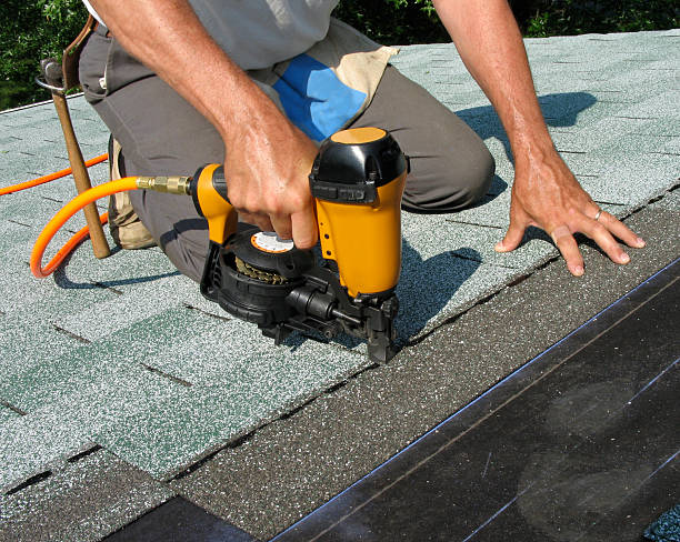 Quick and Trustworthy Emergency Roof Repair Services in Villas, FL